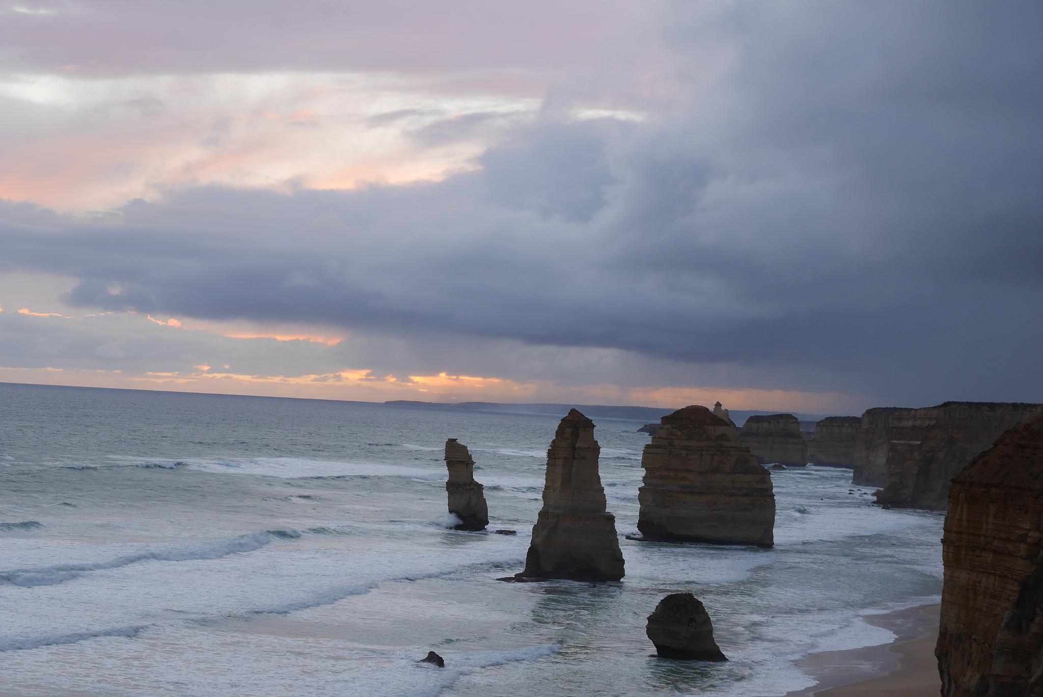 2025-08-16 twelve apostles sunset